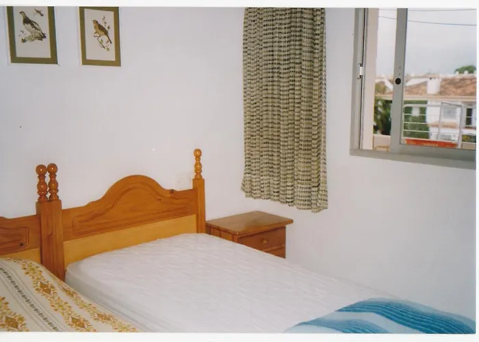 Marina Racons Edificio Leo *